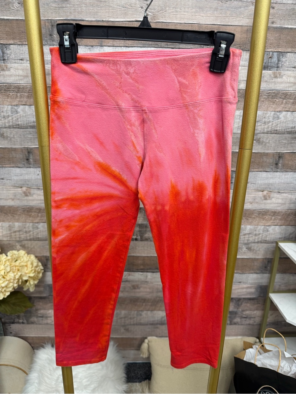 Hard Tail Forever Red & Pink Tie-Dye Leggings